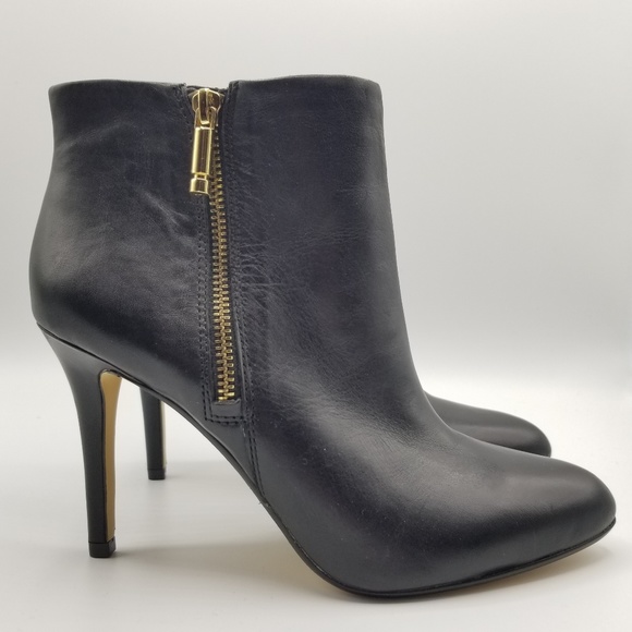 Banana Republic Shoes - Banana Republic Ankle Zip Leather Booties Black